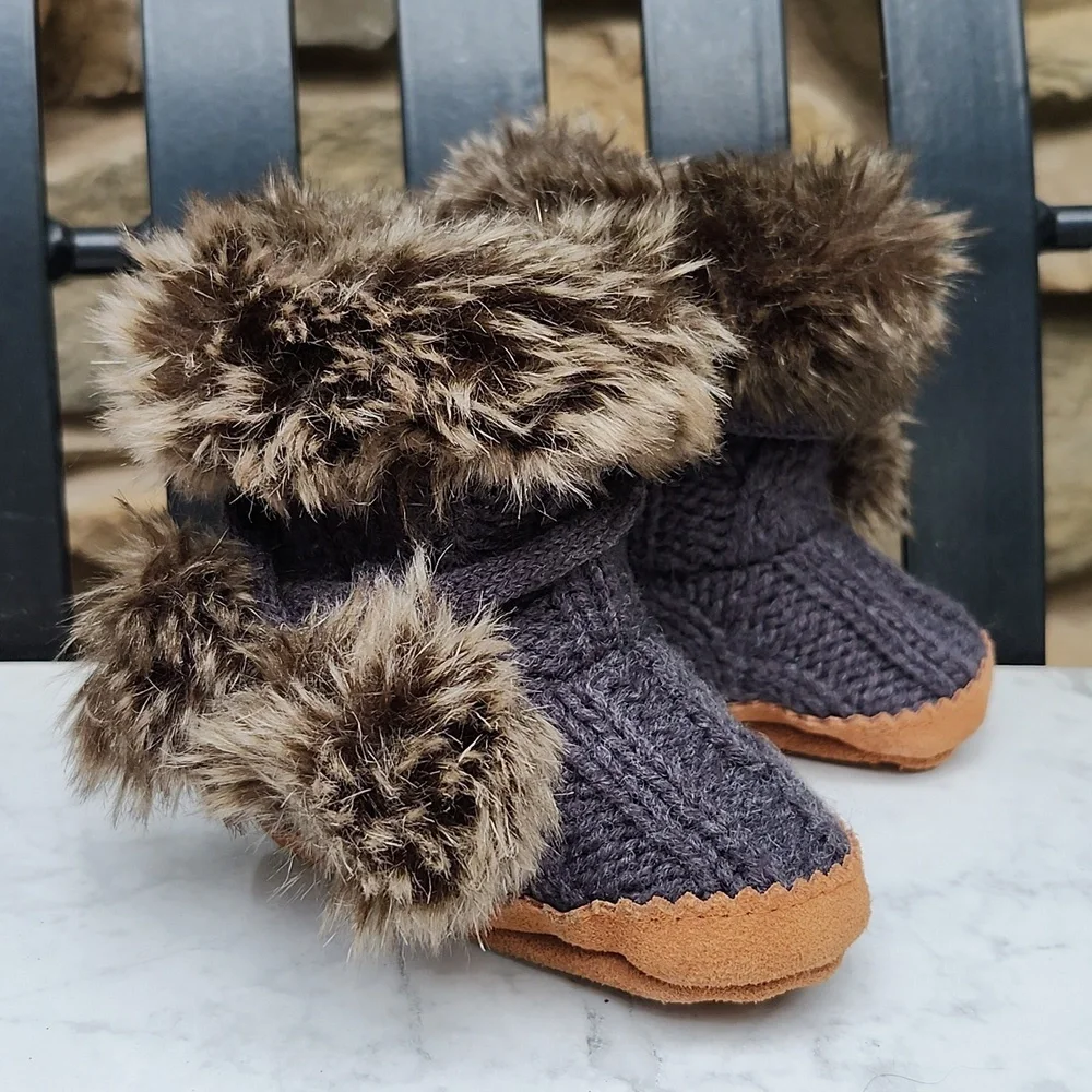 RESTORATION HARDWARE ARTIC FOX BABY BOOTIES